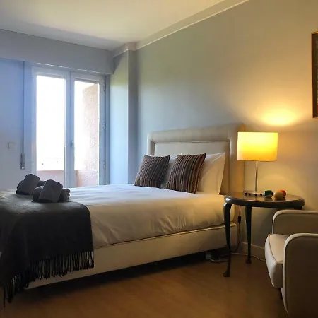 Luxe Spacious Flat Apartment *