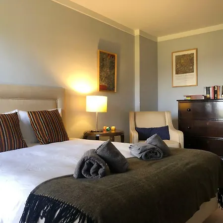 Luxe Spacious Flat Apartment *